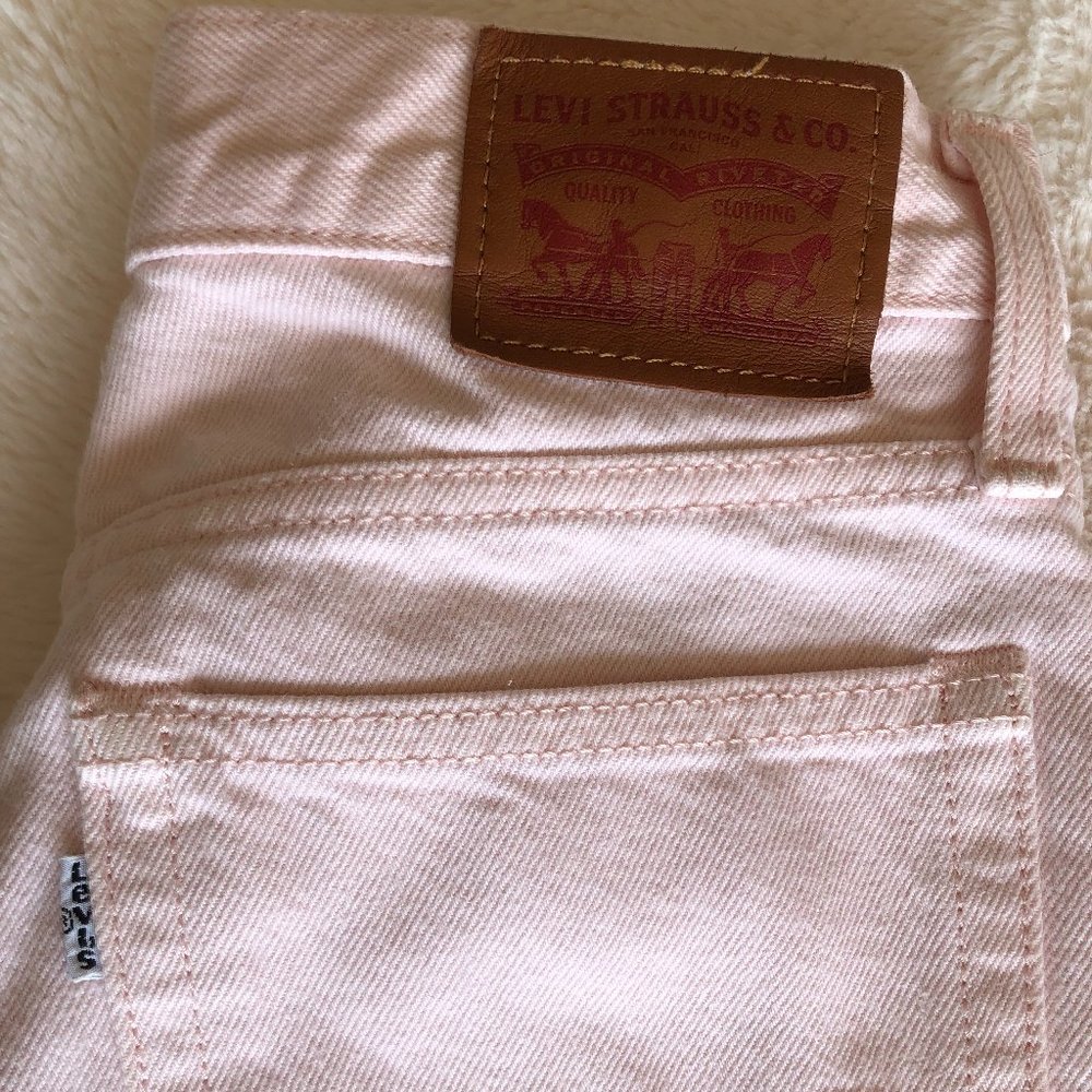 Levis Wedgie Fit
